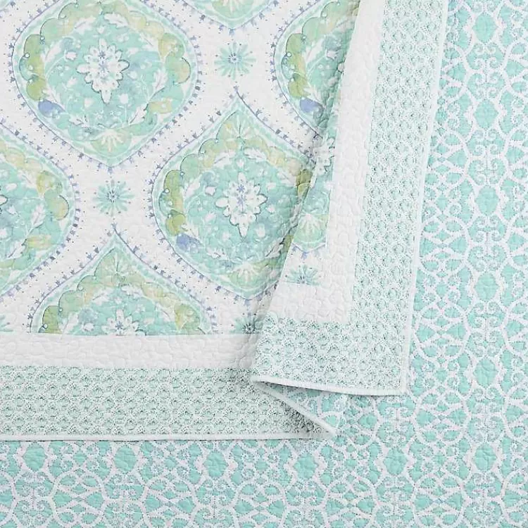 blue_bohemian_breeze_pc_king_quilt_set_3.webp Bohemian Breeze 3-pc. King Quilt Set>Kirklands Home Best