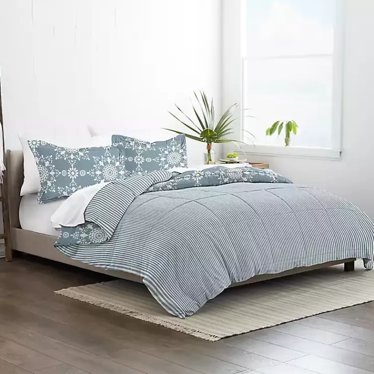 blue_daisy_medallion_king_pc_comforter_set_3.webp Daisy Medallion King 3-pc. Comforter Set>Kirklands Home Outlet