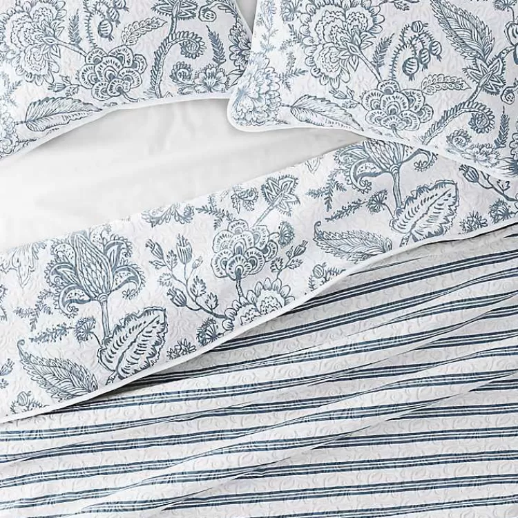 blue_jacobean_reversible_pc_king_quilt_set_5.webp Blue Jacobean Reversible 3-pc. King Quilt Set>Kirklands Home Flash Sale