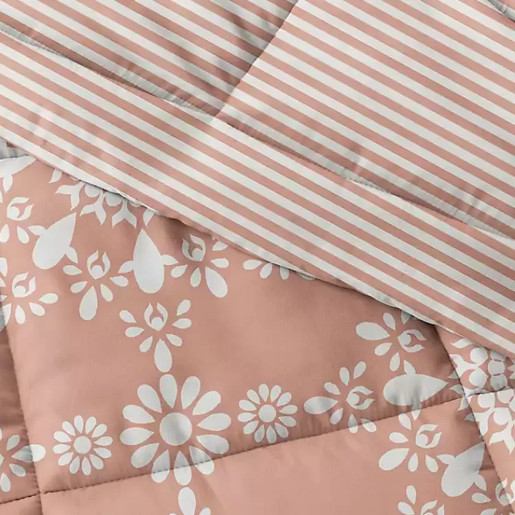 clay_daisy_medallion_king_pc_comforter_set_4.webp Clay Daisy Medallion King 3-pc. Comforter Set>Kirklands Home Flash Sale