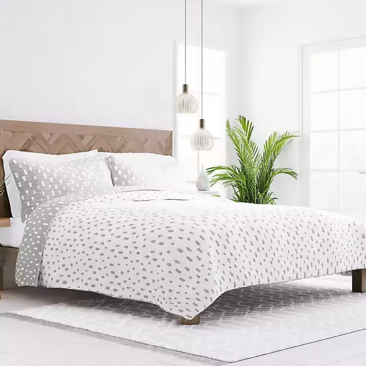 Gray Dotted Reversible 3-pc. Queen Quilt Set>Kirklands Home Fashion