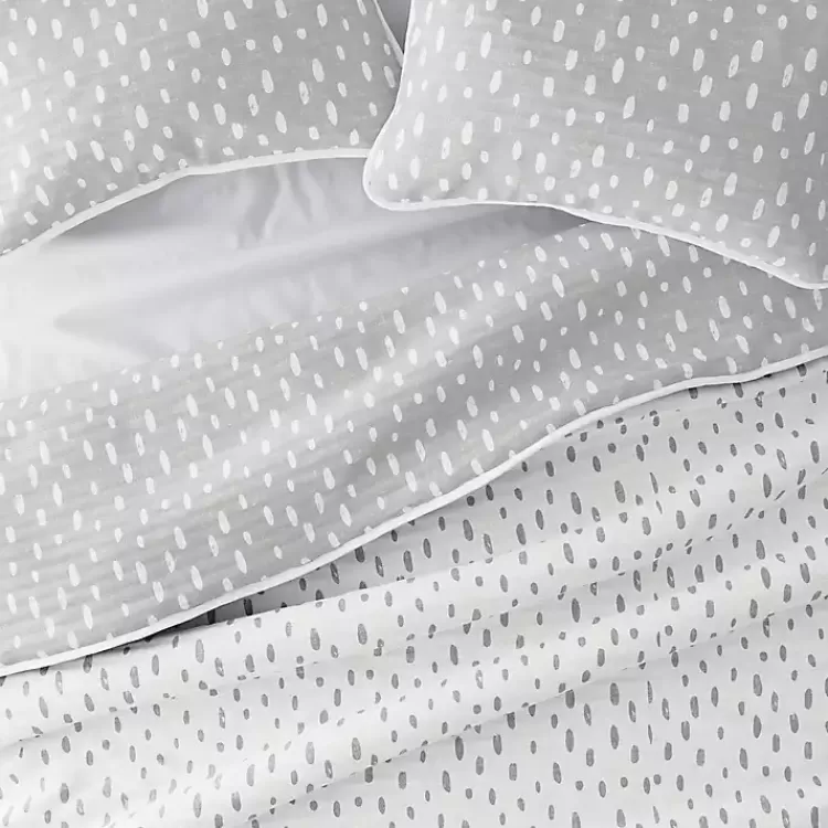 gray_dotted_reversible_pc_queen_quilt_set_4.webp Gray Dotted Reversible 3-pc. Queen Quilt Set>Kirklands Home Fashion
