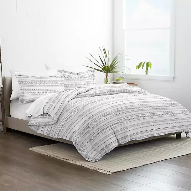 gray_geometric_pc_queen_duvet_cover_set_3.webp Gray Geometric 3-Pc. Queen Duvet Cover Set>Kirklands Home Online