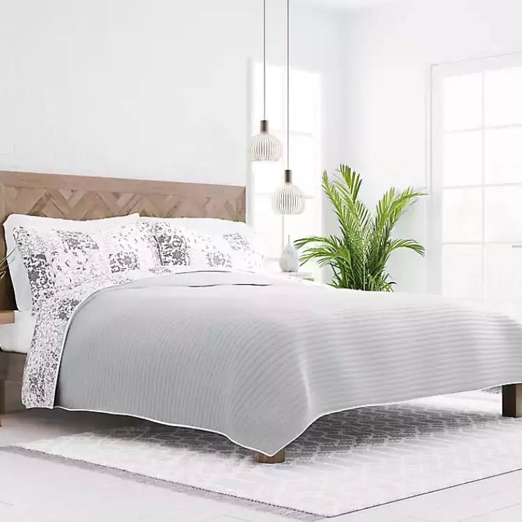 Gray Patchwork Reversible 3-pc. King Quilt Set>Kirklands Home Shop