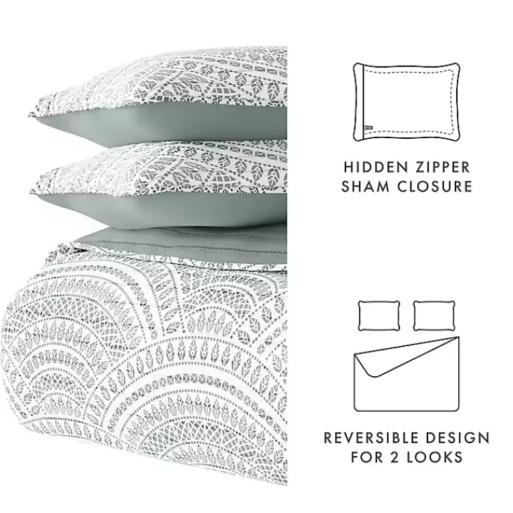 green_scalloped_reversible_pc_queen_quilt_set_7.webp Green Scalloped Reversible 3-pc. Queen Quilt Set>Kirklands Home Shop