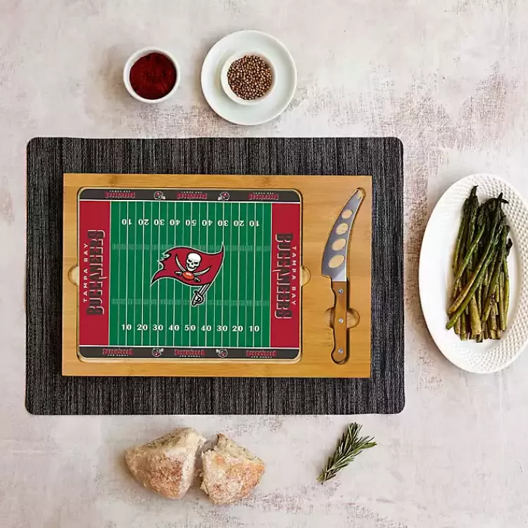 tampa_bay_buccaneers_cutting_board__knife_set_4.webp Tampa Bay Buccaneers Cutting Board & Knife Set>Kirklands Home Fashion