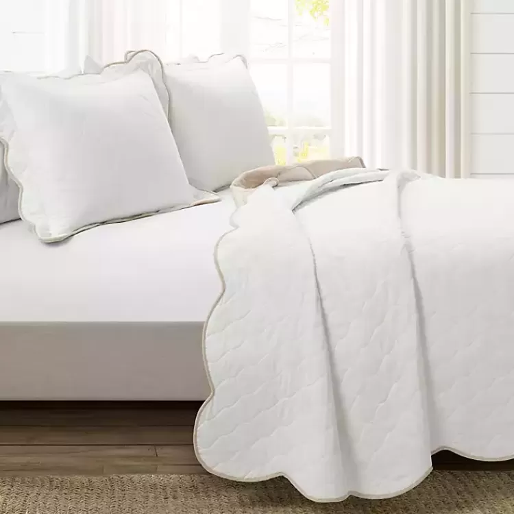 white_and_tan_scallop_pc_king_quilt_set_2.webp White and Tan Scallop 3-pc. King Quilt Set>Kirklands Home Hot