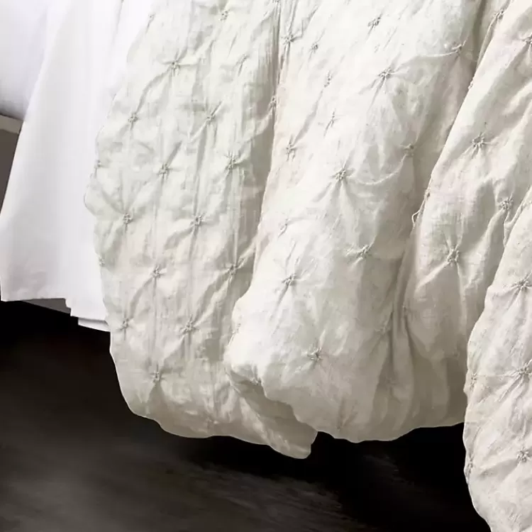 white_ravello_pc_king_comforter_set_3.webp Ravello 5-pc. King Comforter Set>Kirklands Home Sale