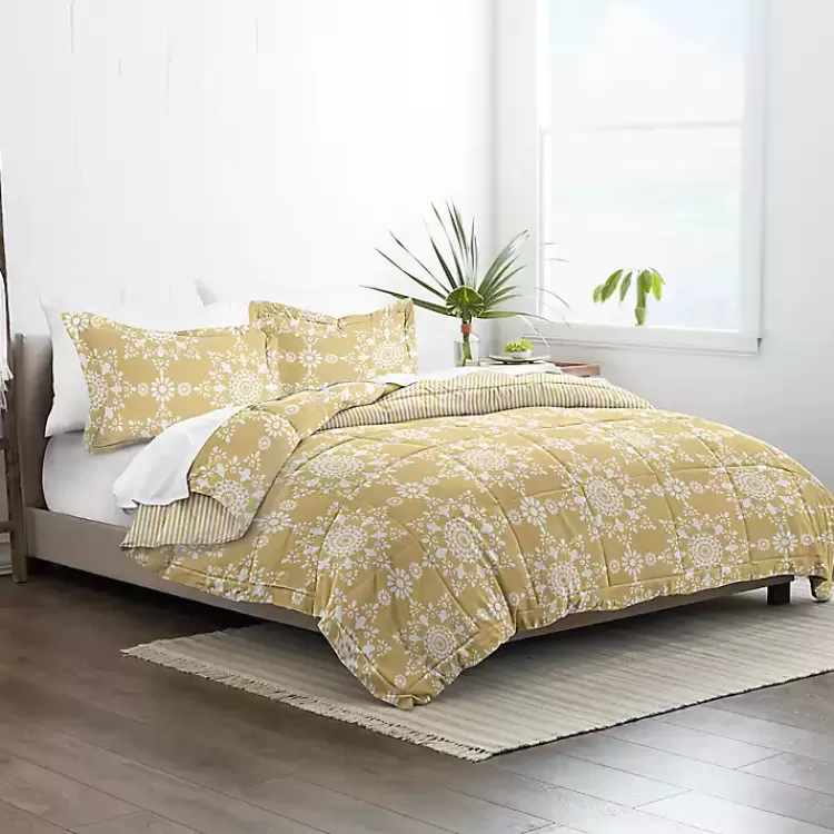 Daisy Medallion King 3-pc. Comforter Set>Kirklands Home Hot